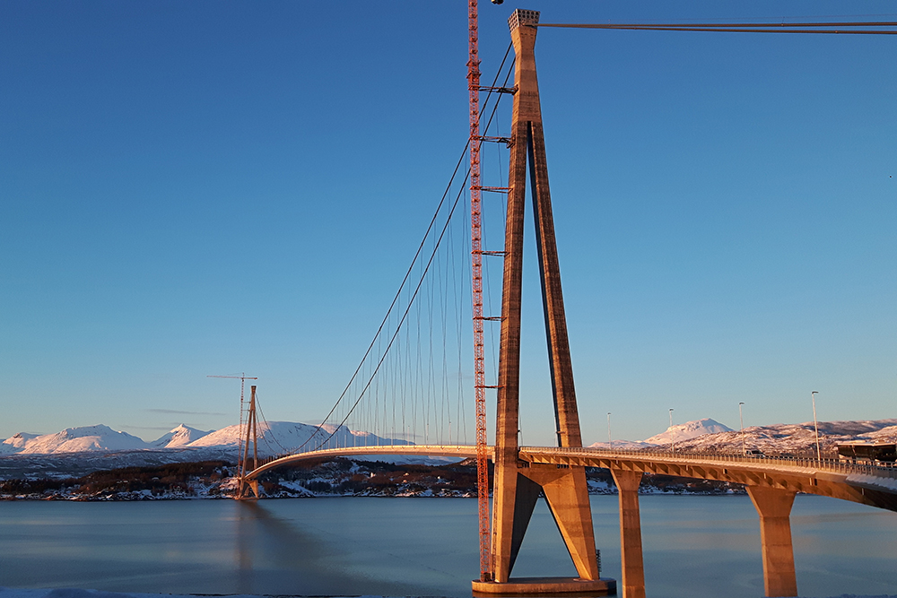 3、挪威哈羅格蘭德大橋.jpg